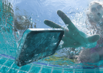 What to Do If Your Phone Falls in Water? Quick Fixes